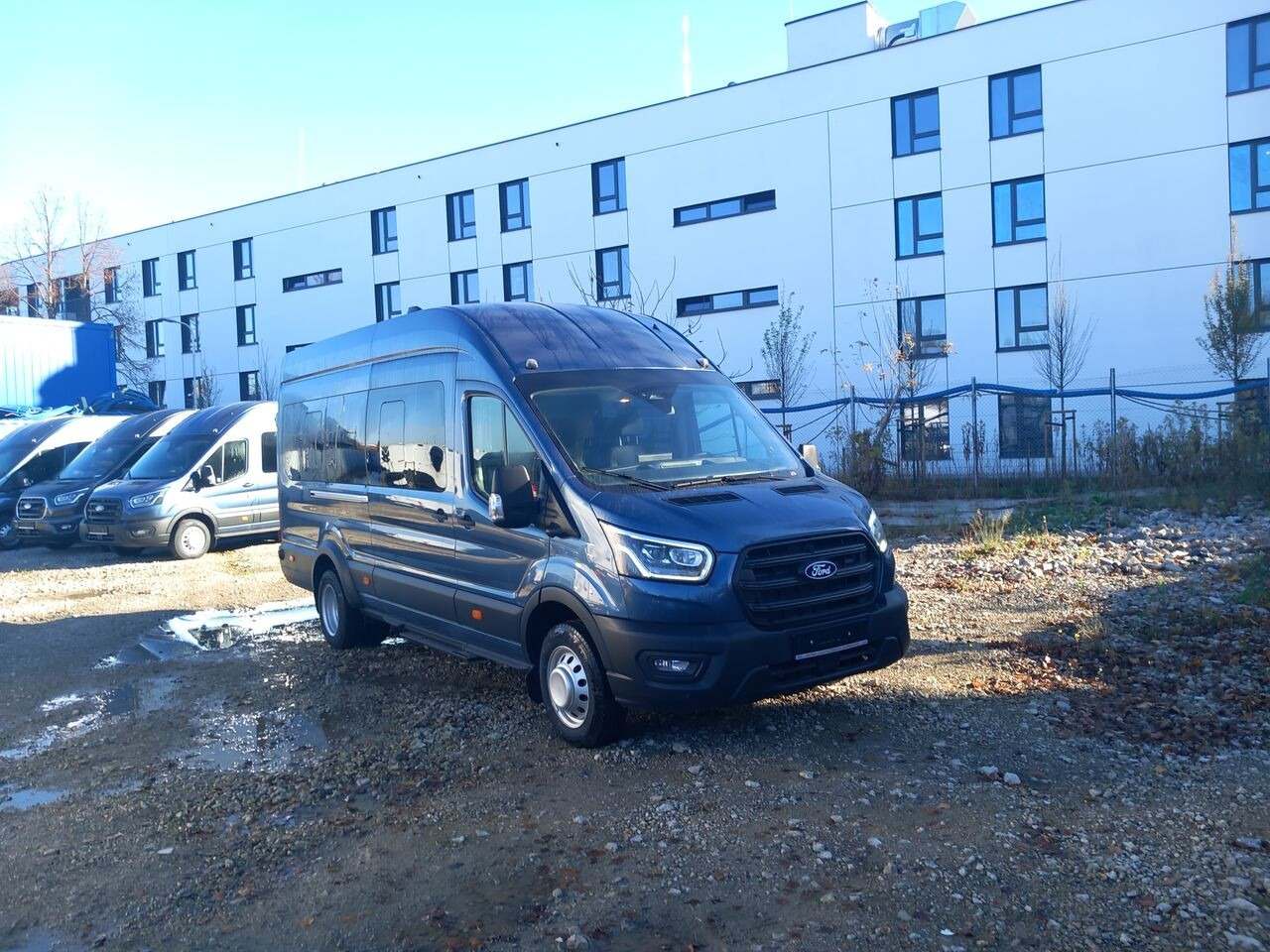 Ford Transit Bus 460 L4 Trend 18 Sitze KLIMA NAVI TEMPO - 小型巴士, 小型客车:图2 Ford Transit Bus 460 L4 Trend 18 Sitze KLIMA NAVI TEMPO - 小型巴士, 小型客车:图2