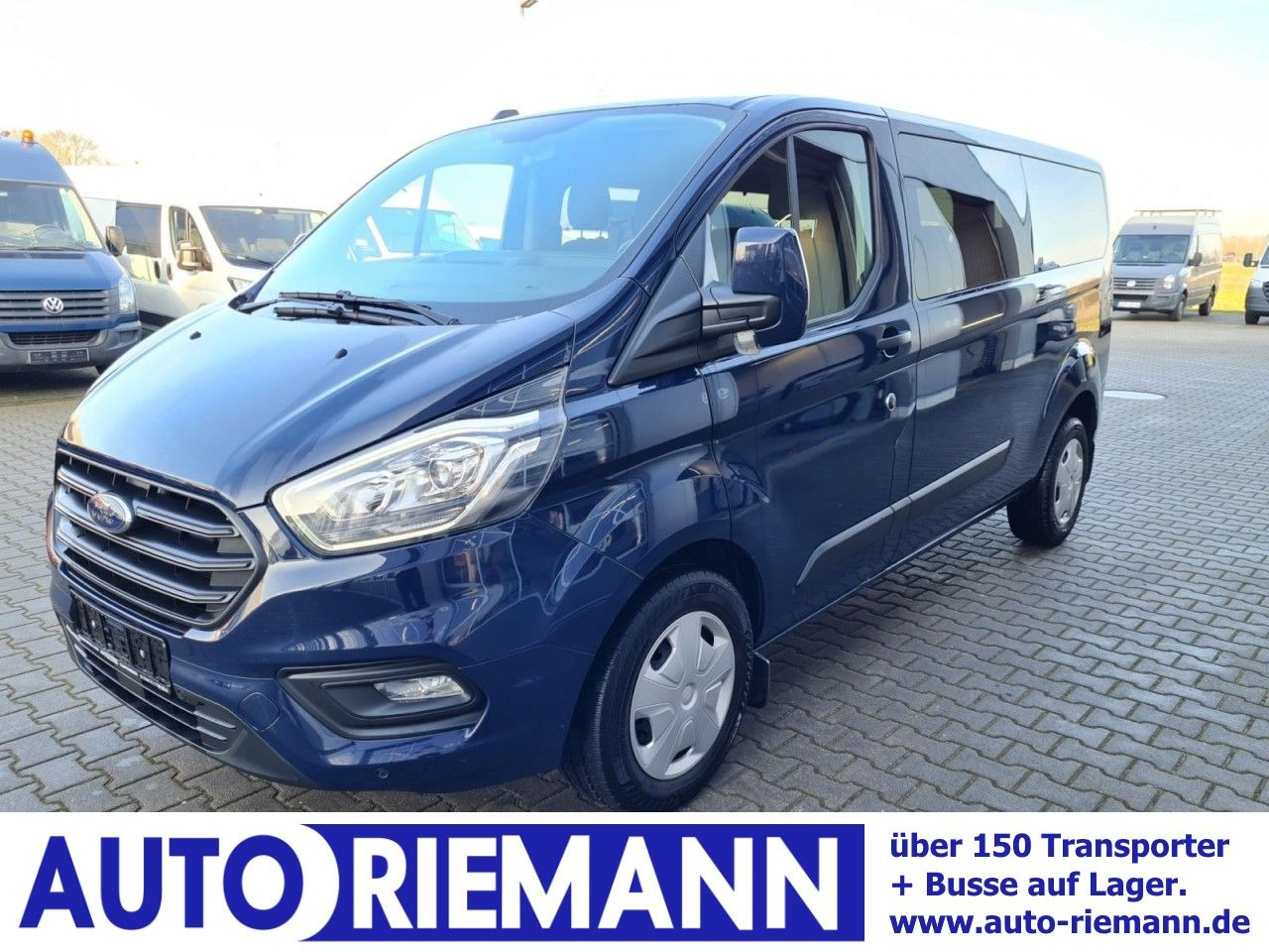 Ford Transit Custom Kombi 320 L2 Trend 9 Sitze KLIMA - 小型客车:图1 Ford Transit Custom Kombi 320 L2 Trend 9 Sitze KLIMA - 小型客车:图1