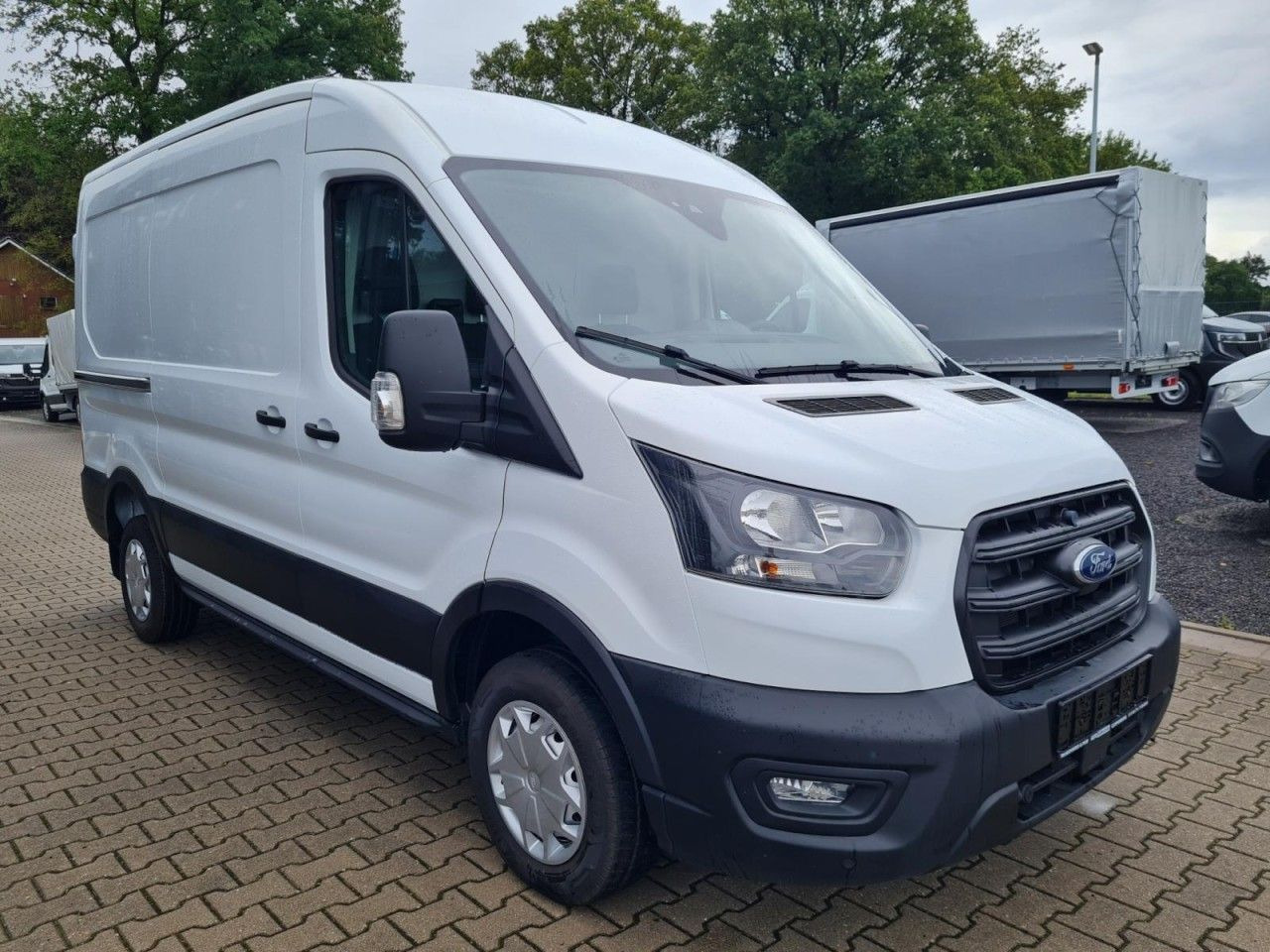 Ford Transit Kasten TDCi L2H2 Trend Klima Tempomat - 紧凑型面包车:图3 Ford Transit Kasten TDCi L2H2 Trend Klima Tempomat - 紧凑型面包车:图3