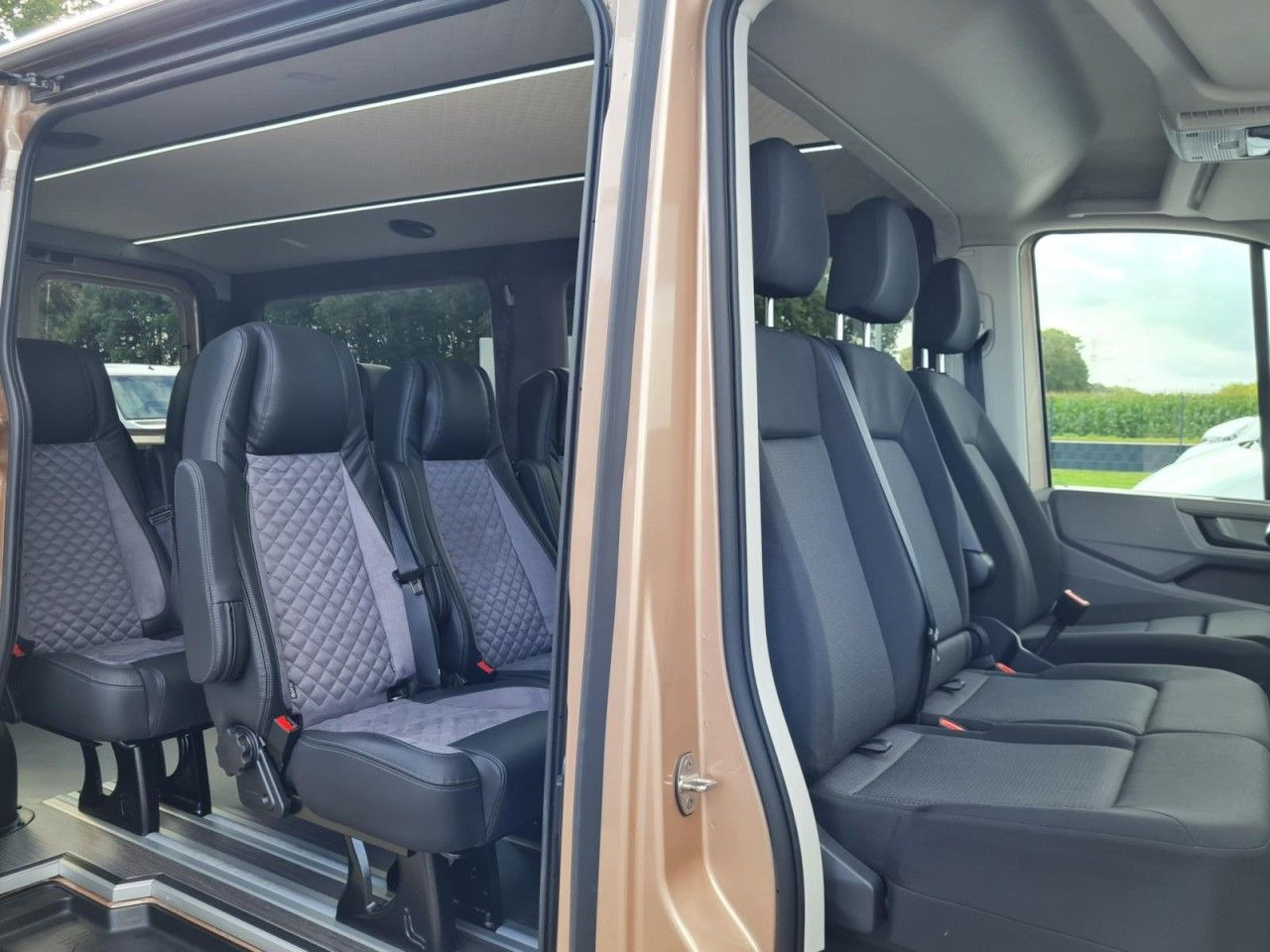 MAN TGE 3.180 TDi Kombi 9 Sitzer LED LM KAMERA Sonde - 小型客车:图4 MAN TGE 3.180 TDi Kombi 9 Sitzer LED LM KAMERA Sonde - 小型客车:图4