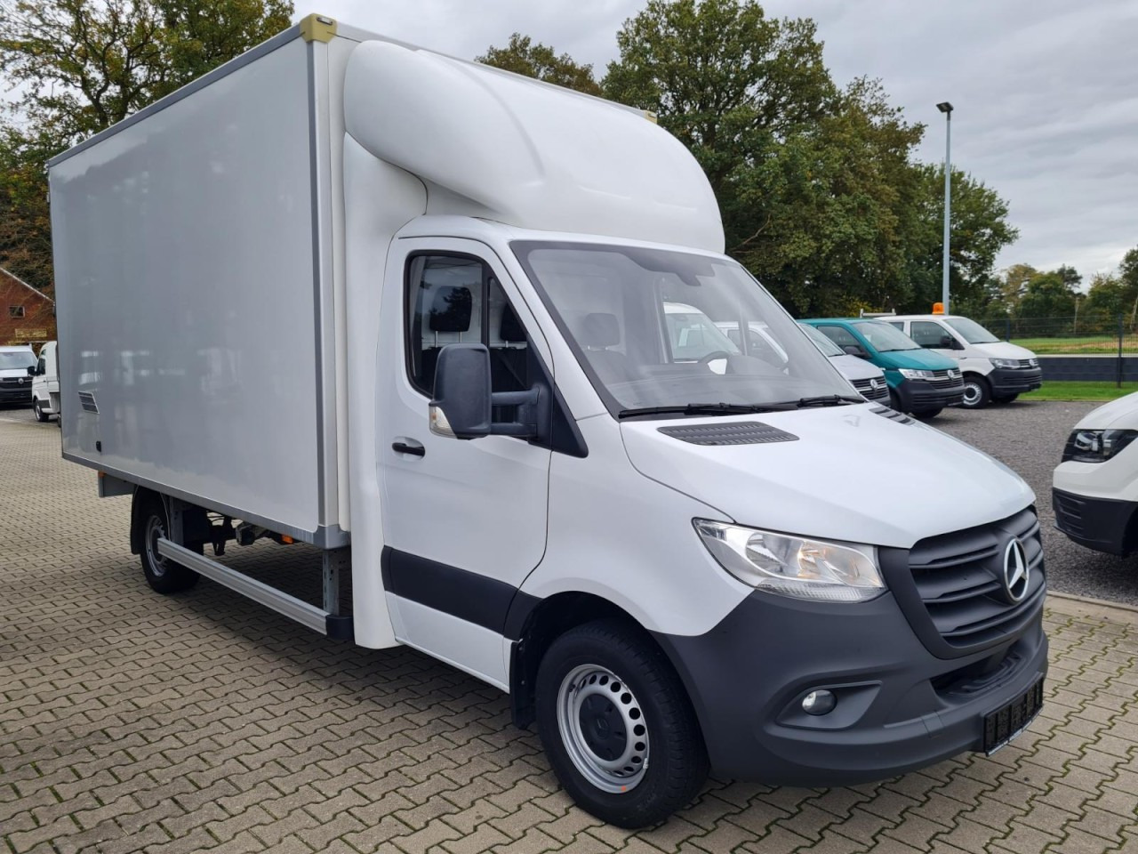 Mercedes-Benz Sprinter 315 CDI Koffer RWD KLIMA TEMPOMAT - 厢式货车:图3 Mercedes-Benz Sprinter 315 CDI Koffer RWD KLIMA TEMPOMAT - 厢式货车:图3