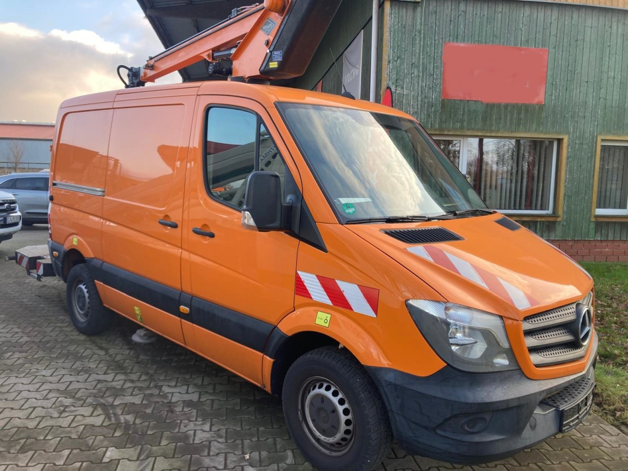 Mercedes-Benz Sprinter 316 CDI Kasten Hubarbeitsbühne KLIMA - 车载空中平台:图2 Mercedes-Benz Sprinter 316 CDI Kasten Hubarbeitsbühne KLIMA - 车载空中平台:图2
