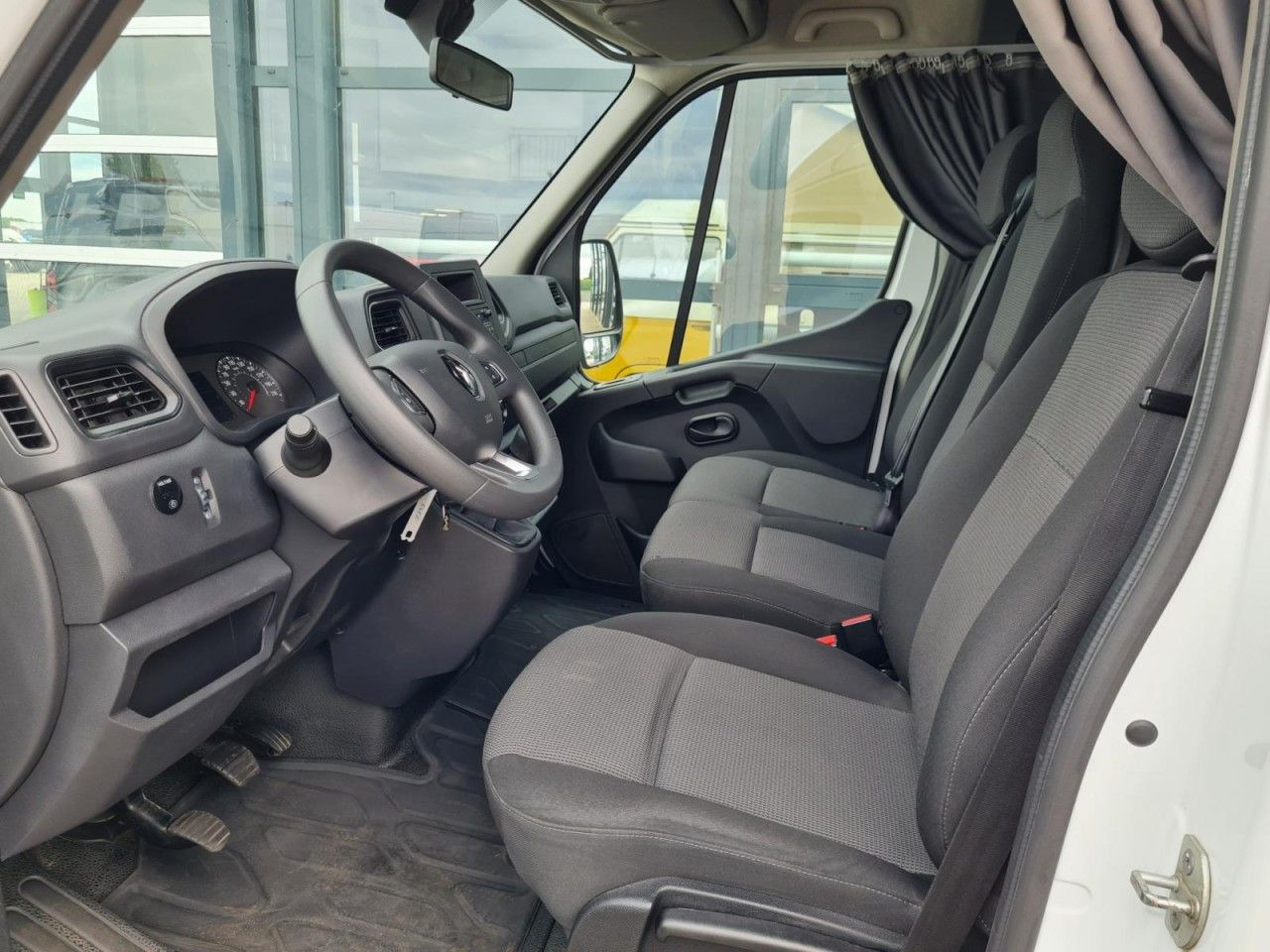侧帘货车 Renault Master 3,5t Pritsche Plane Schlafkab. dCi 165 KL：图9