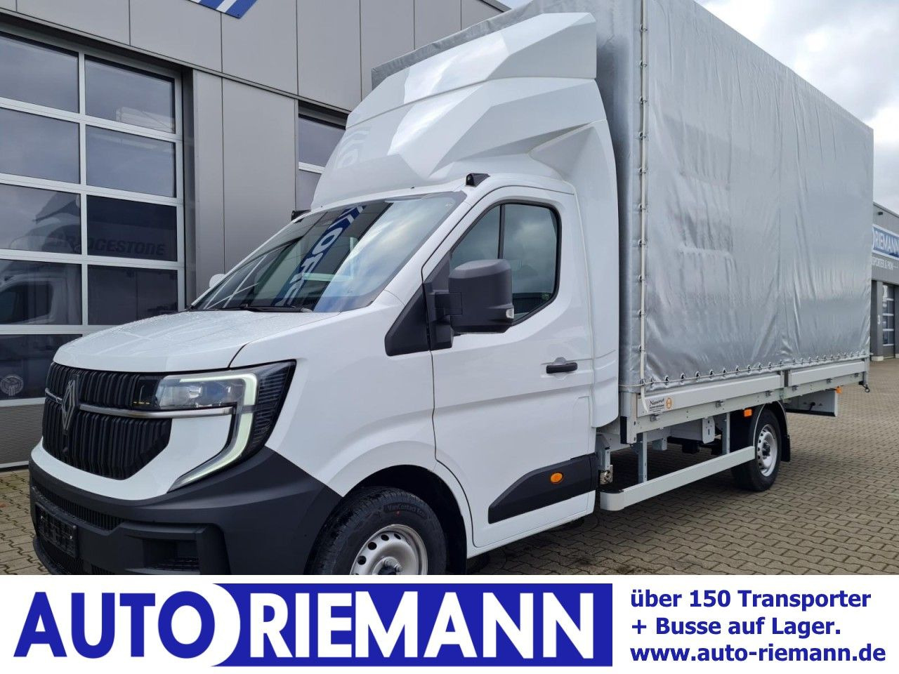 Renault Master 35 New Pritsche Plane 10 Paletten PDC TEM - 侧帘货车:图1 Renault Master 35 New Pritsche Plane 10 Paletten PDC TEM - 侧帘货车:图1
