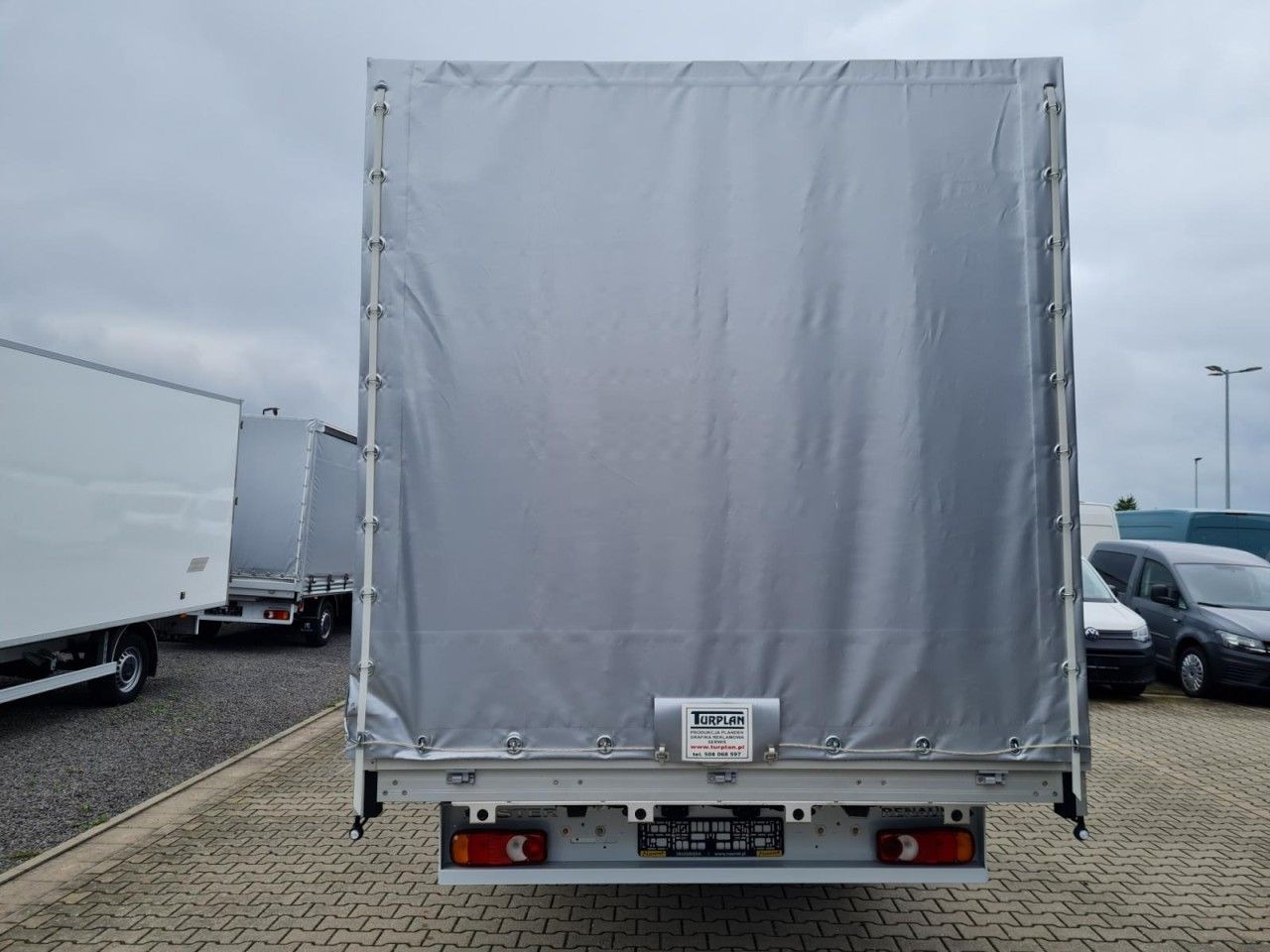Renault Master 35 Pritsche Schiebe Plane Schlafkab Luftf - 侧帘货车:图5 Renault Master 35 Pritsche Schiebe Plane Schlafkab Luftf - 侧帘货车:图5