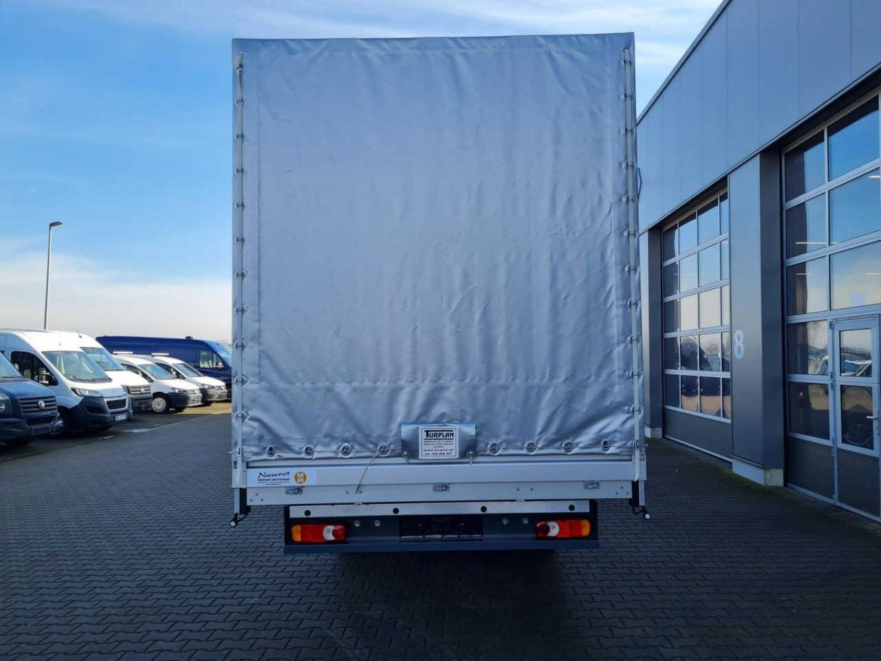 Renault New Master 35 Pritsche Plane 10 Paletten PDC TEM - 侧帘货车:图5 Renault New Master 35 Pritsche Plane 10 Paletten PDC TEM - 侧帘货车:图5