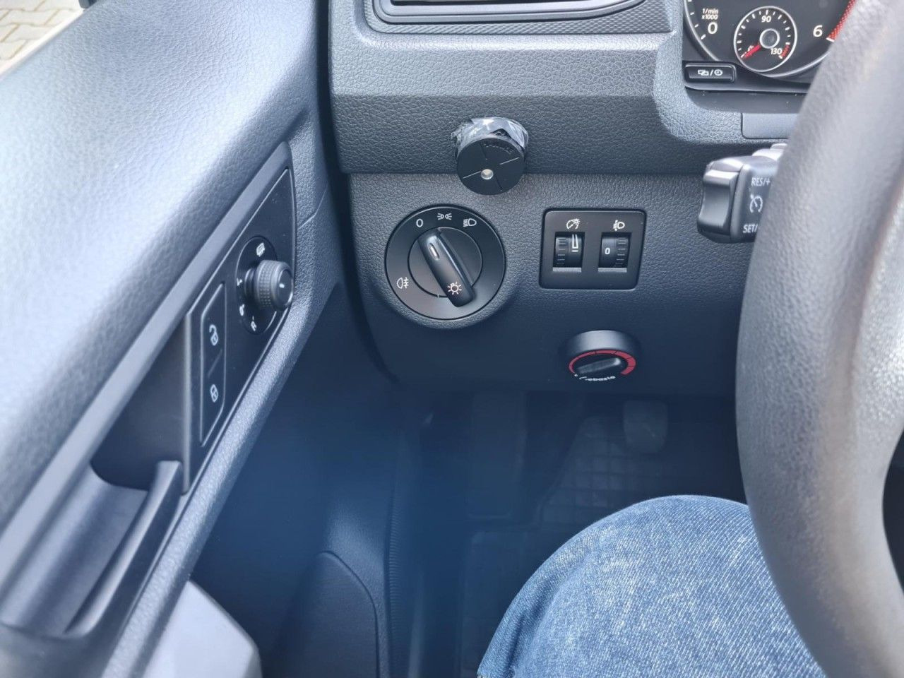 Volkswagen Caddy 4Motion TDi Kombi 5-Sitze TEMPO STHZ REGAL 租赁 Volkswagen Caddy 4Motion TDi Kombi 5-Sitze TEMPO STHZ REGAL：图19