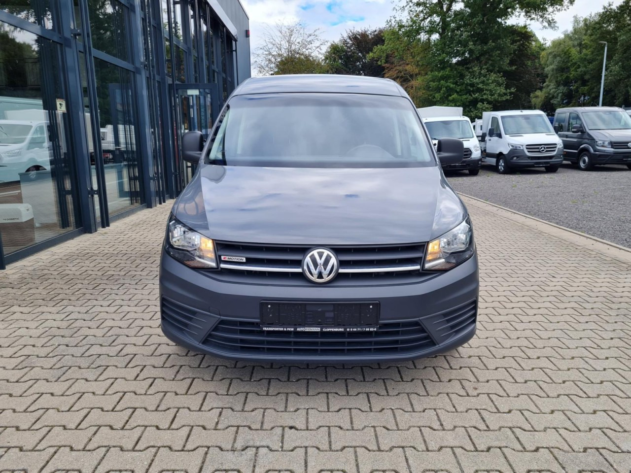 Volkswagen Caddy Kombi 4Motion TDi 5-Sitze KLIMA STHZ TEMPOMAT - 康比货车:图2 Volkswagen Caddy Kombi 4Motion TDi 5-Sitze KLIMA STHZ TEMPOMAT - 康比货车:图2
