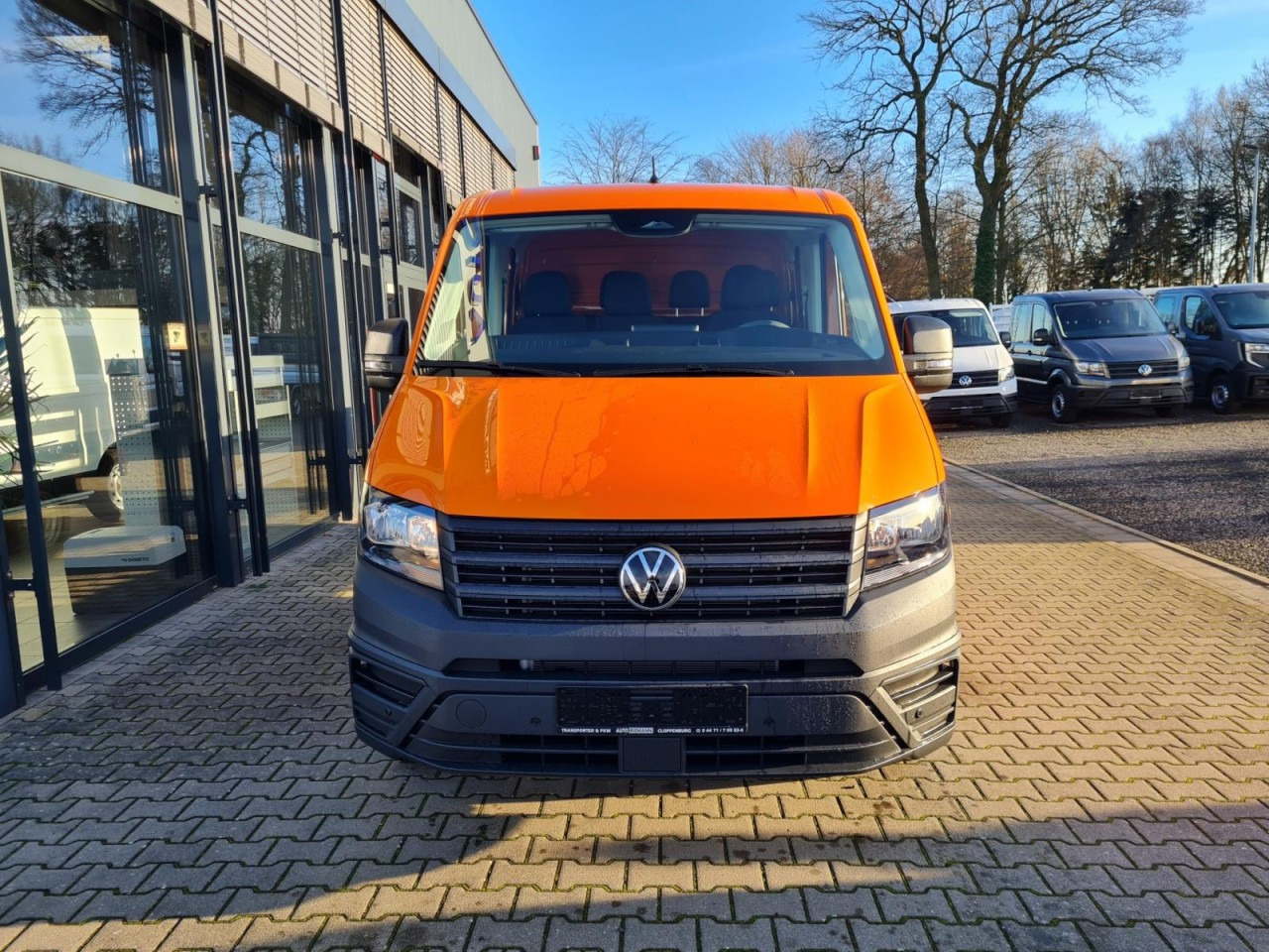 Volkswagen Crafter 35 Doka 7-Sitze MR AHK KLIMA PDC TEMPOMAT - 平板货车, 康比货车:图2 Volkswagen Crafter 35 Doka 7-Sitze MR AHK KLIMA PDC TEMPOMAT - 平板货车, 康比货车:图2