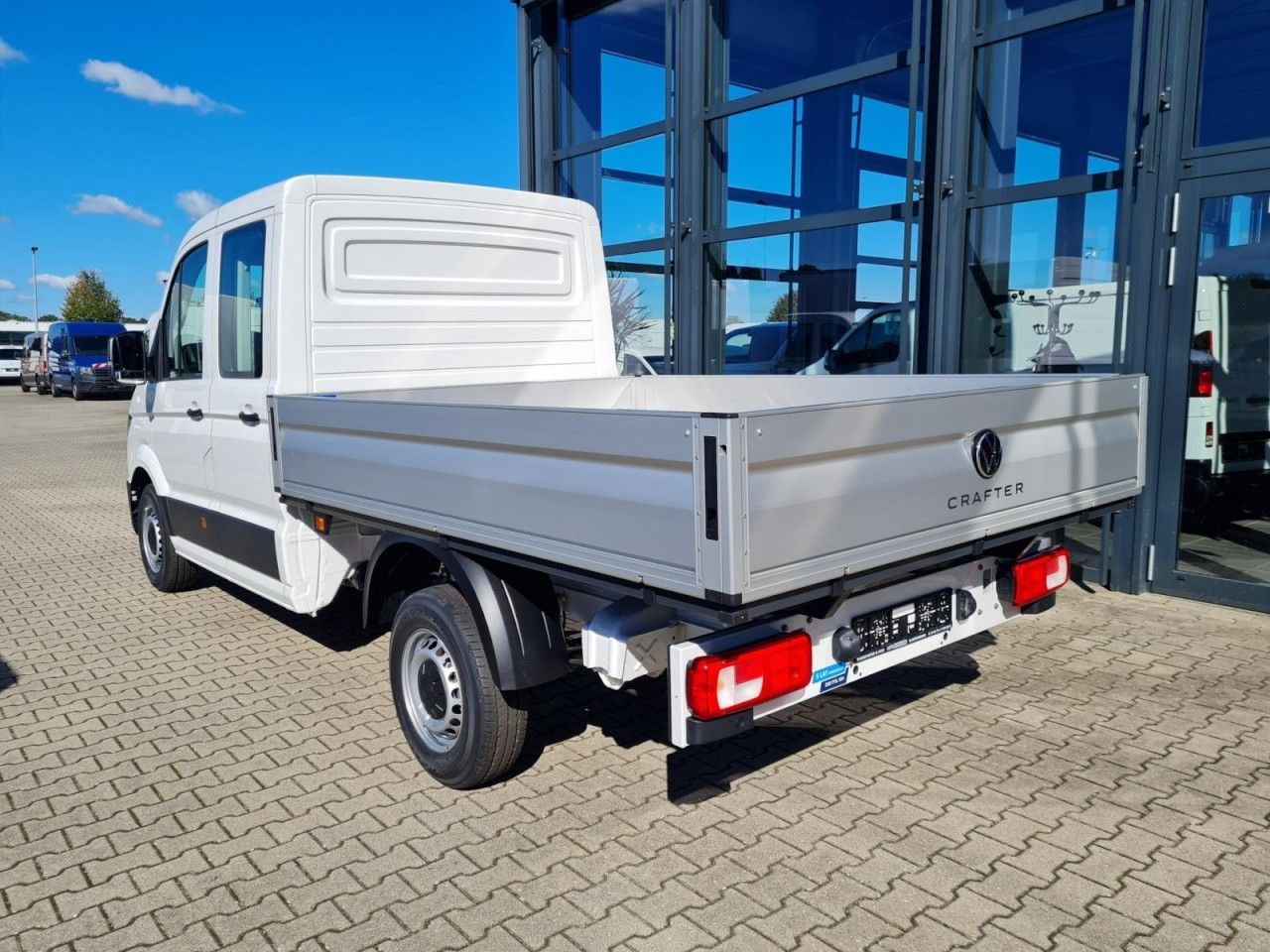 Volkswagen Crafter 35 Doka TDI Pritsche MR KLIMA TEMPOMAT - 平板货车, 康比货车:图4 Volkswagen Crafter 35 Doka TDI Pritsche MR KLIMA TEMPOMAT - 平板货车, 康比货车:图4