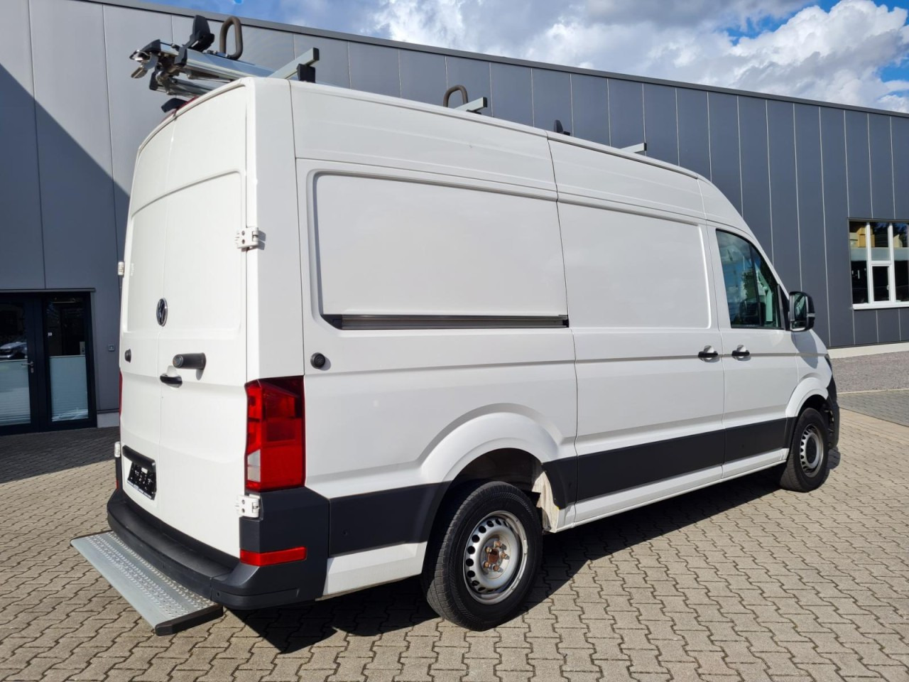 Volkswagen Crafter 35 Kasten L3H2 KAMERA KLIMA NAVI REGALE - 无侧窗厢式货车:图4 Volkswagen Crafter 35 Kasten L3H2 KAMERA KLIMA NAVI REGALE - 无侧窗厢式货车:图4