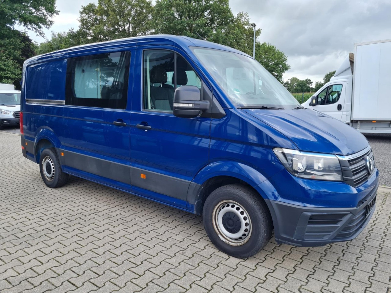 Volkswagen Crafter 35 Kasten Plus Doka mixto NAVI AHK 5-Sitze - 无侧窗厢式货车, 康比货车:图3 Volkswagen Crafter 35 Kasten Plus Doka mixto NAVI AHK 5-Sitze - 无侧窗厢式货车, 康比货车:图3