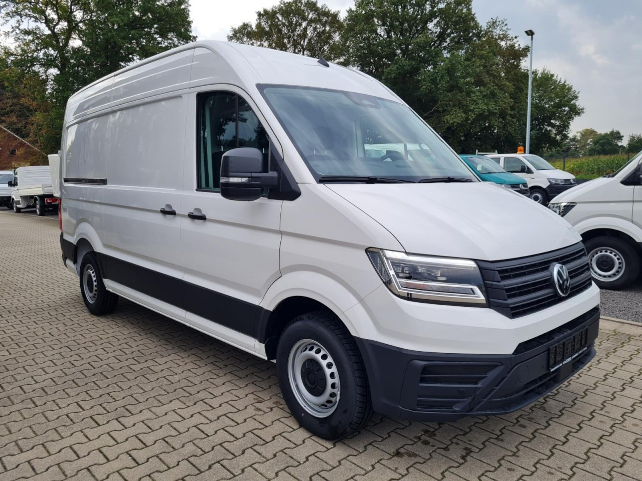 Volkswagen Crafter 35 Kasten TDI L3H3 LED TEMPOMAT AUTOMATIK - 无侧窗厢式货车:图3 Volkswagen Crafter 35 Kasten TDI L3H3 LED TEMPOMAT AUTOMATIK - 无侧窗厢式货车:图3
