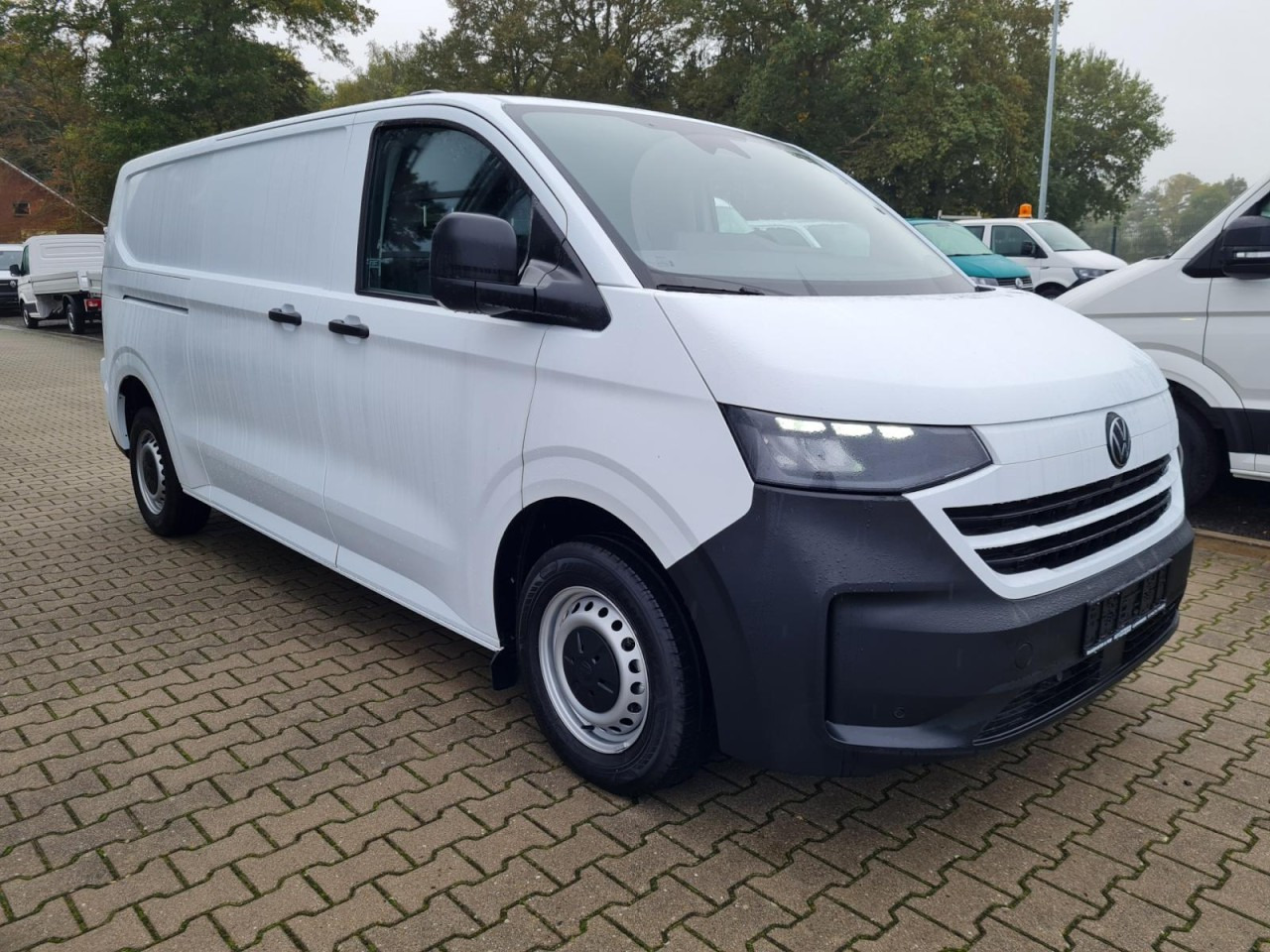 Volkswagen T7 Kasten TDI 4Motion LR L2H1 LED KAMERA TEMPOMAT - 紧凑型面包车:图3 Volkswagen T7 Kasten TDI 4Motion LR L2H1 LED KAMERA TEMPOMAT - 紧凑型面包车:图3