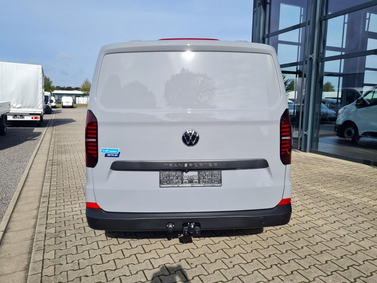 Volkswagen T7 Kasten TDi AG L2 AHK KLIMA KAMERA LED TEMPOMA - 紧凑型面包车:图5 Volkswagen T7 Kasten TDi AG L2 AHK KLIMA KAMERA LED TEMPOMA - 紧凑型面包车:图5