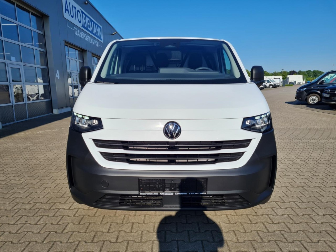 Volkswagen T7 Kasten Tdi KR Heckklappe PDC KLIMA TEMPOMAT - 紧凑型面包车:图2 Volkswagen T7 Kasten Tdi KR Heckklappe PDC KLIMA TEMPOMAT - 紧凑型面包车:图2