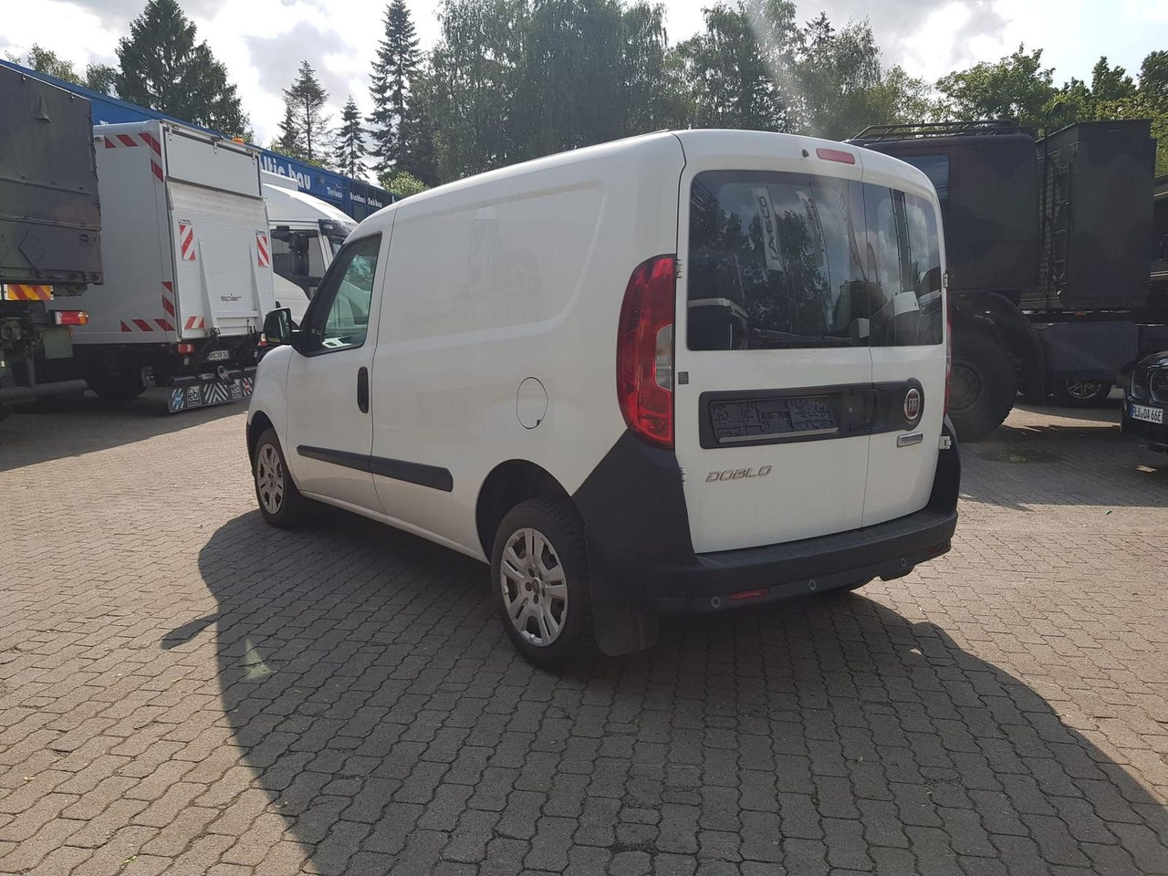Fiat Doblo Kastenwagen SX 1.3 Klima, Radio mit Nav... - 小型客车:图3 Fiat Doblo Kastenwagen SX 1.3 Klima, Radio mit Nav... - 小型客车:图3