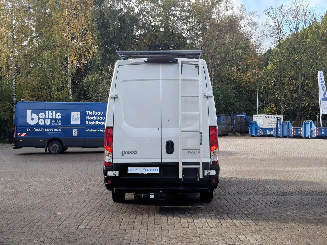 Iveco Daily 35S14EV Radio*Kamera*Regal*AHK*Dachgepäck - 无侧窗厢式货车:图4 Iveco Daily 35S14EV Radio*Kamera*Regal*AHK*Dachgepäck - 无侧窗厢式货车:图4