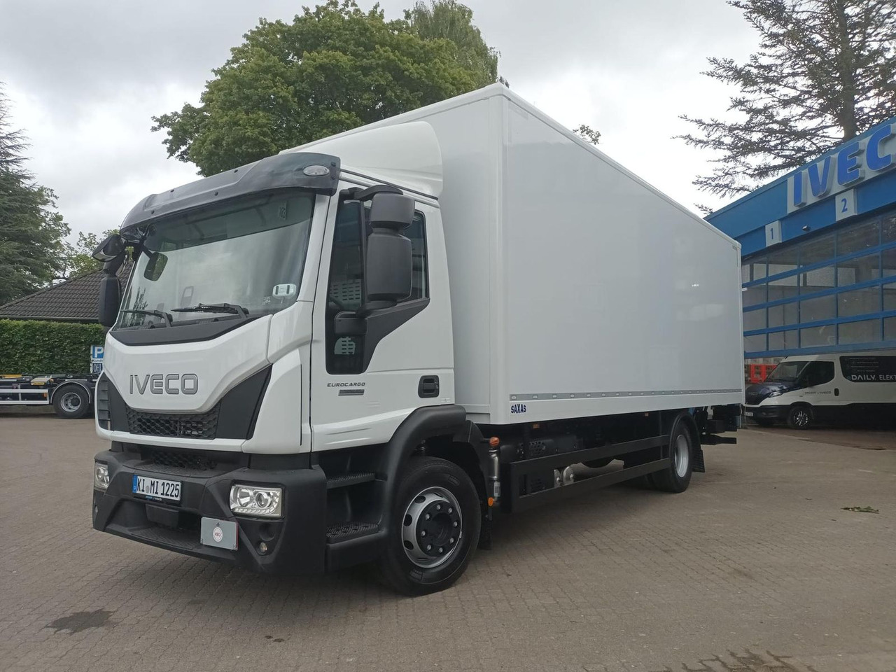 Iveco ML120E25/P mit SAXAS LBW 185 kW (252 PS), Aut... - 厢式货车:图1 Iveco ML120E25/P mit SAXAS LBW 185 kW (252 PS), Aut... - 厢式货车:图1