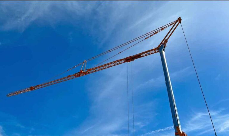 Potain IGO50 – self-erecting crane / Schnellmontagekran - 快速架设起重机:图1 Potain IGO50 – self-erecting crane / Schnellmontagekran - 快速架设起重机:图1
