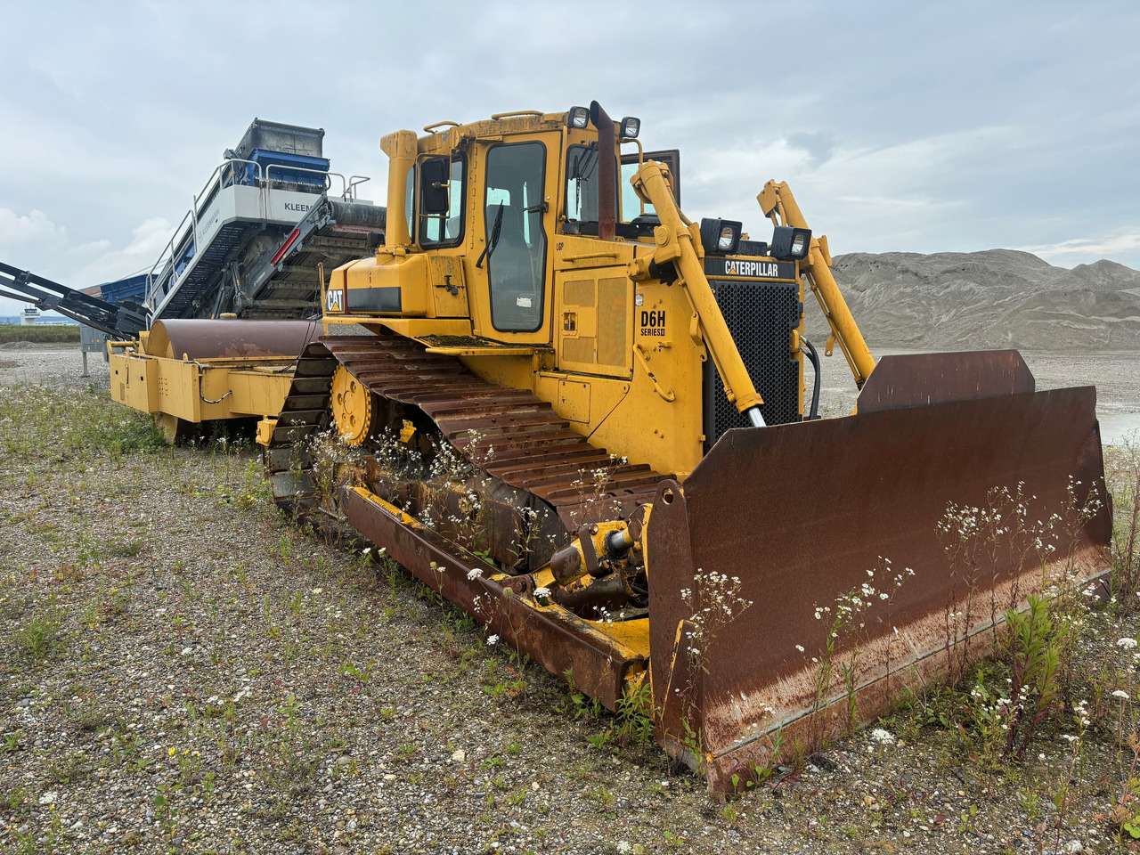 CAT D6H Series 2 Raupe mit Heckaufreißer - 推土机:图2 CAT D6H Series 2 Raupe mit Heckaufreißer - 推土机:图2