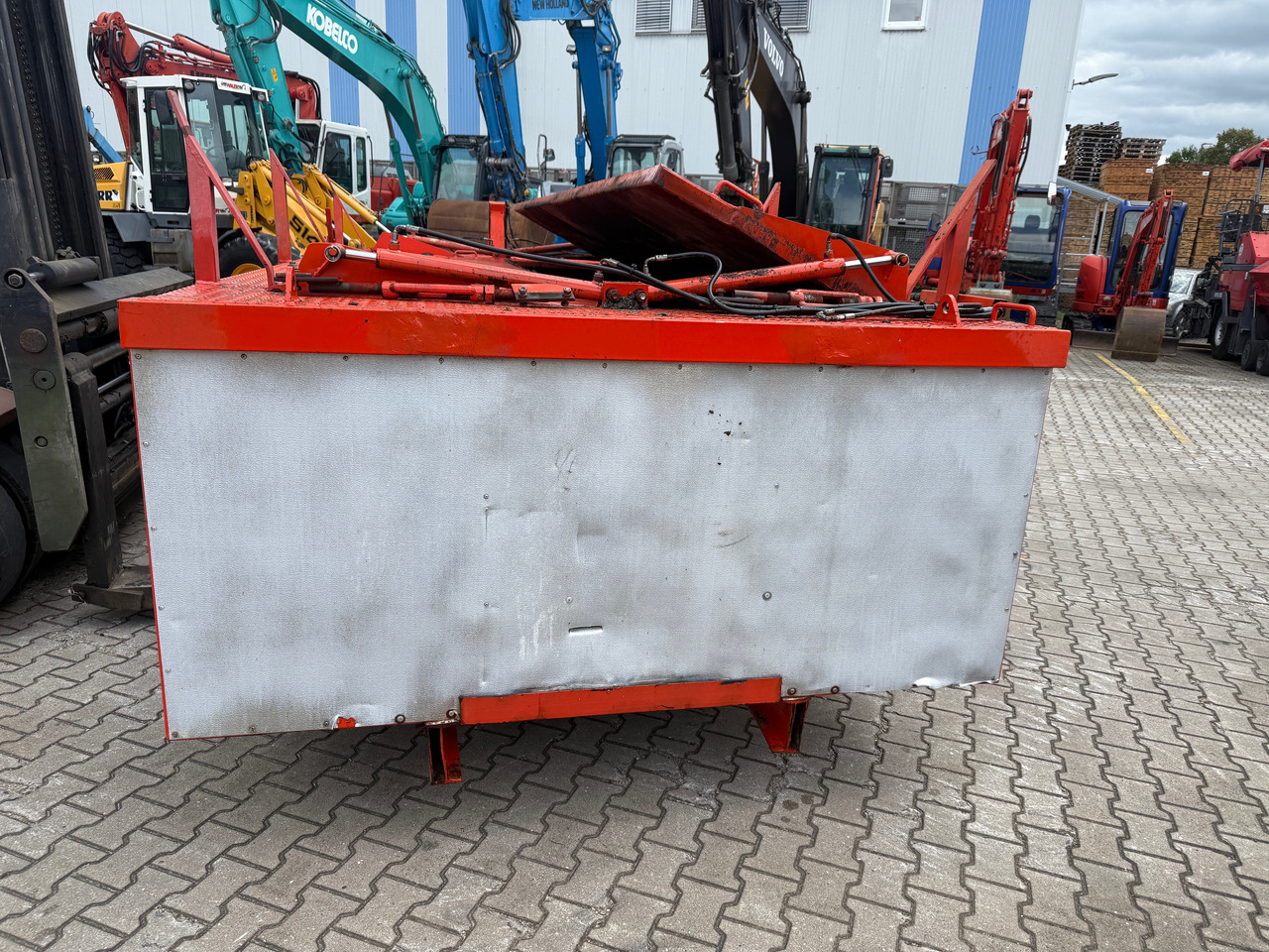Graber ISOGRA Asphalt Thermo Container - 可拆卸车身/ 集装箱, 沥青机:图4 Graber ISOGRA Asphalt Thermo Container - 可拆卸车身/ 集装箱, 沥青机:图4