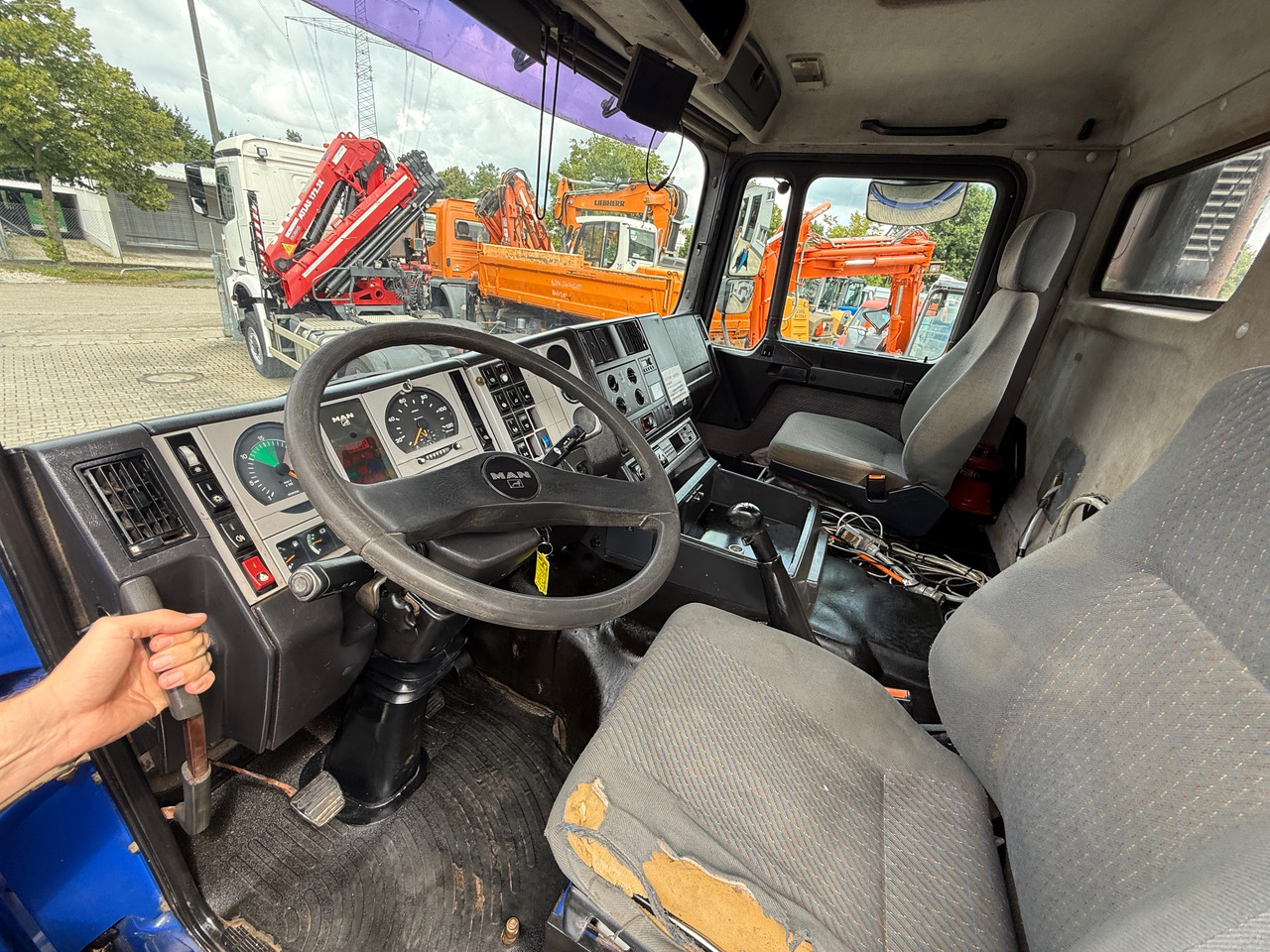 翻斗车 MAN 19.364 3-Seiten-Kipper Allrad Winterdienst：图14
