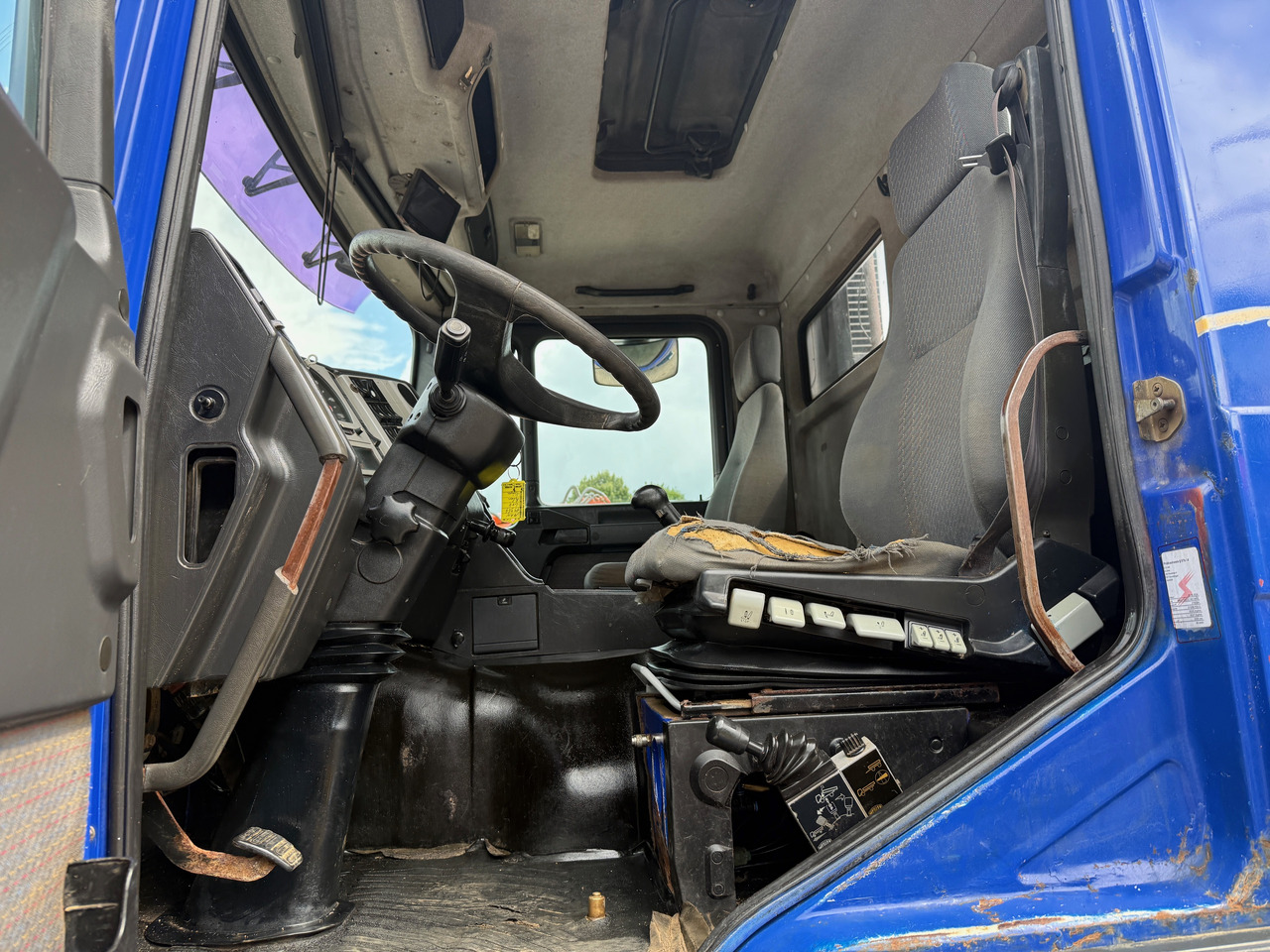 翻斗车 MAN 19.364 3-Seiten-Kipper Allrad Winterdienst：图12