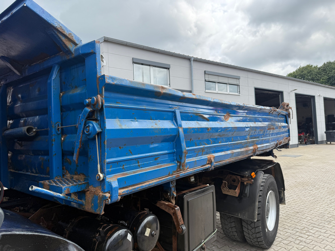 翻斗车 MAN 19.364 3-Seiten-Kipper Allrad Winterdienst：图8