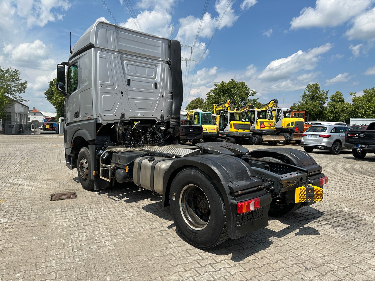 Mercedes-Benz 1845 Arocs SZM Kipphydraulik Mischerantrieb - 牵引车:图5 Mercedes-Benz 1845 Arocs SZM Kipphydraulik Mischerantrieb - 牵引车:图5