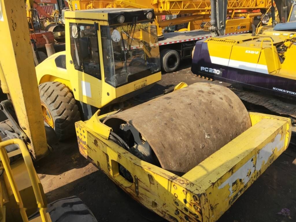 BOMAG BW 226 D H-4 - 压实机:图1 BOMAG BW 226 D H-4 - 压实机:图1