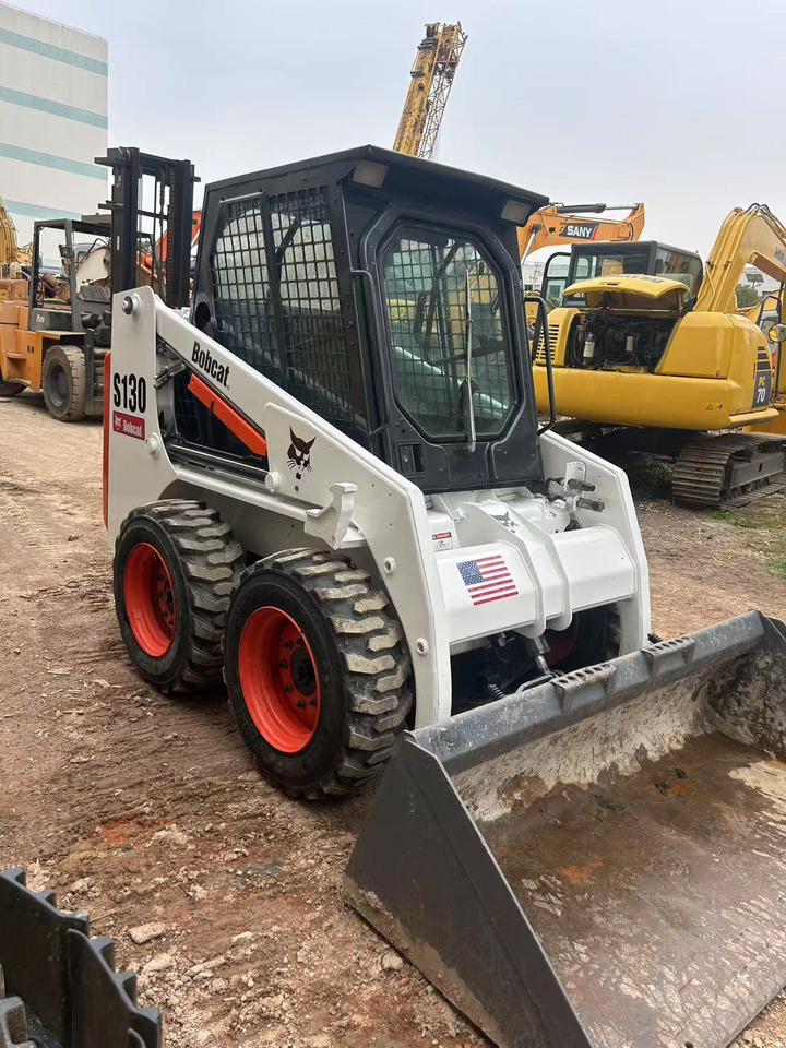 Bobcat S130 - 滑移装载机:图5 Bobcat S130 - 滑移装载机:图5