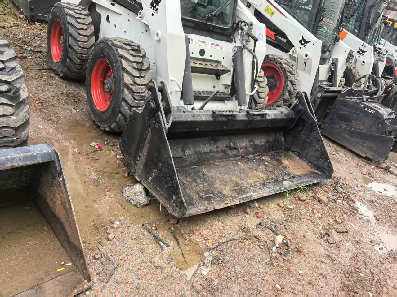 Bobcat S300 - 滑移装载机:图5 Bobcat S300 - 滑移装载机:图5