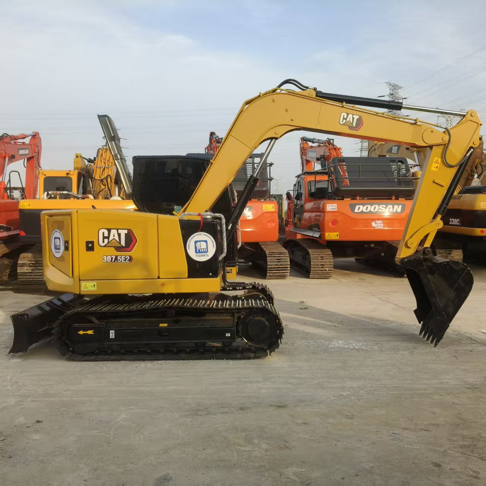 CATERPILLAR 307.5 - 小型挖掘机:图1 CATERPILLAR 307.5 - 小型挖掘机:图1