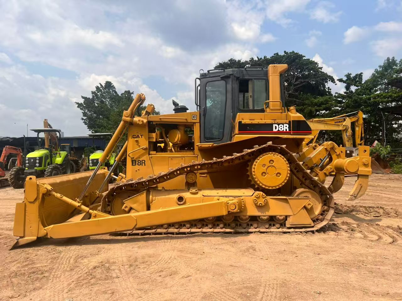 CATERPILLAR D8R - 推土机:图1 CATERPILLAR D8R - 推土机:图1