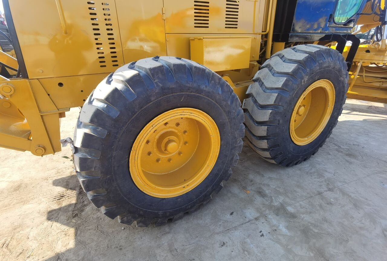 Caterpillar 140H - 平路机:图3 Caterpillar 140H - 平路机:图3
