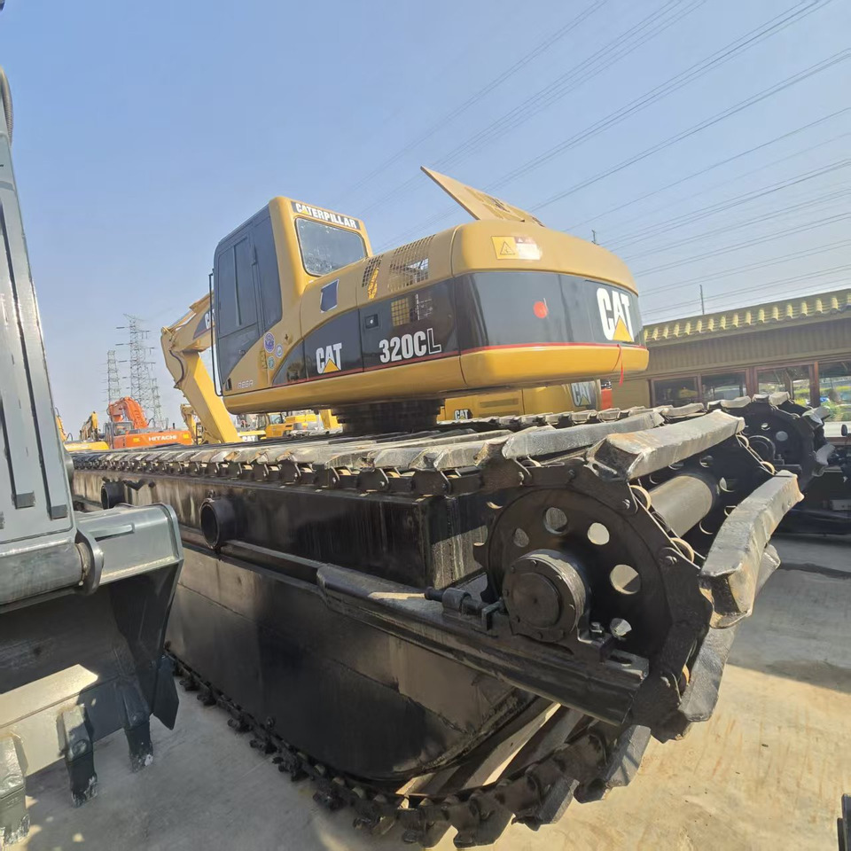 Caterpillar 320C - 水陆两用挖掘机:图3 Caterpillar 320C - 水陆两用挖掘机:图3