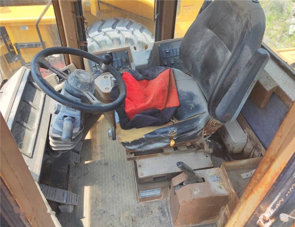 Caterpillar 950 F - 轮式装载机:图3 Caterpillar 950 F - 轮式装载机:图3