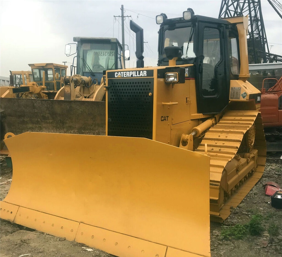 Caterpillar D5M - 推土机:图1 Caterpillar D5M - 推土机:图1