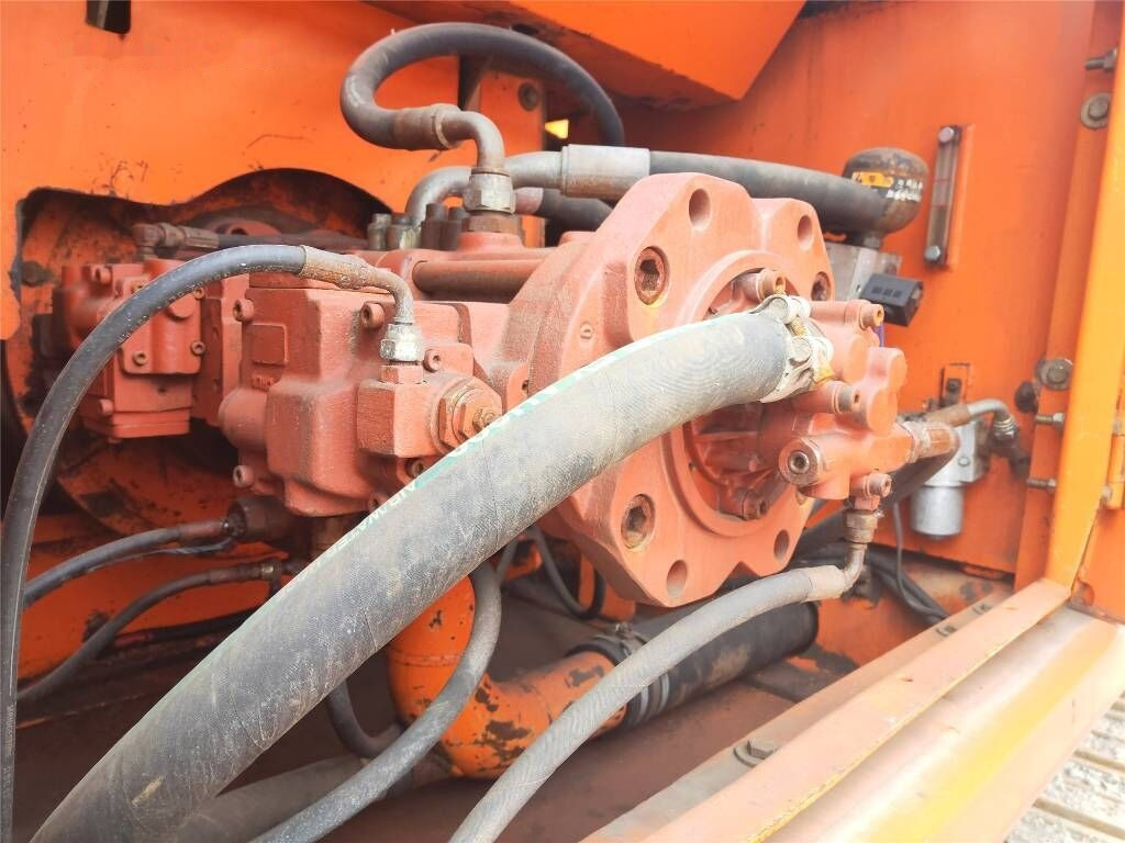 Doosan DH 300 LC-7 - 履带式挖掘机:图5 Doosan DH 300 LC-7 - 履带式挖掘机:图5