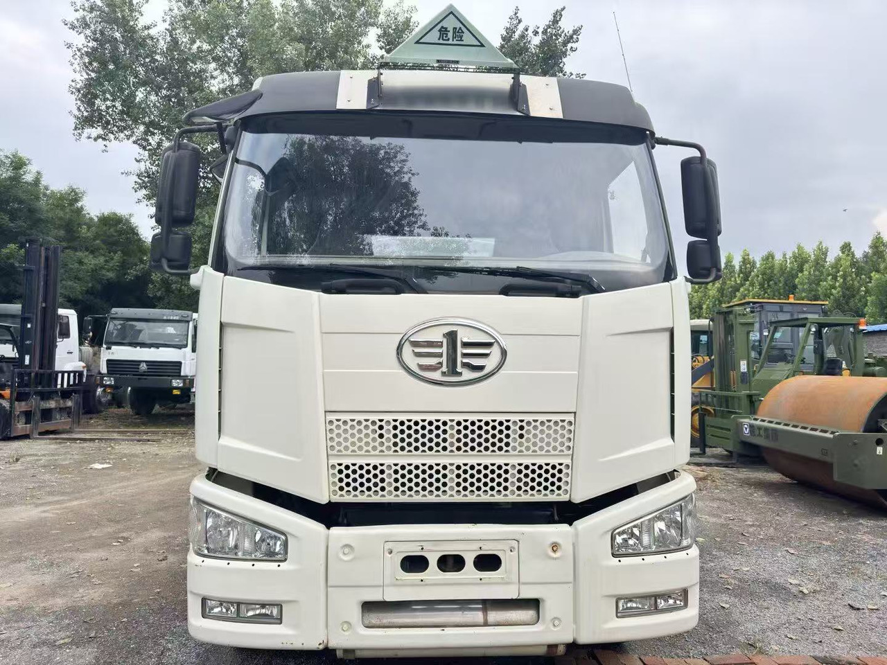 FAW - 罐车:图4 FAW - 罐车:图4