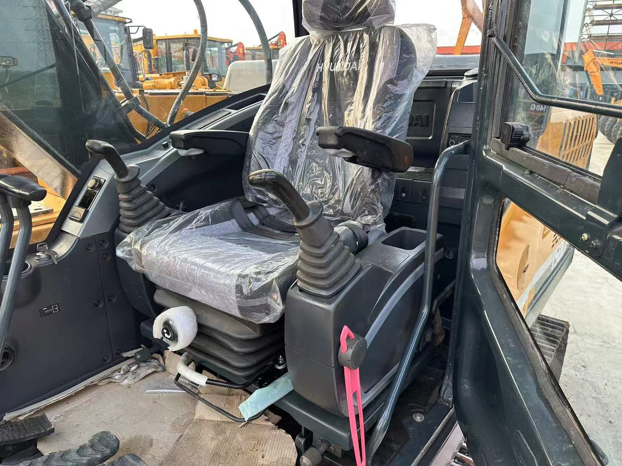 HYUNDAI R150LC-9S - 挖掘机:图4 HYUNDAI R150LC-9S - 挖掘机:图4