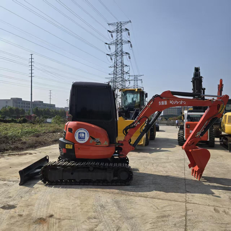 KUBOTA U35 - 小型挖掘机:图3 KUBOTA U35 - 小型挖掘机:图3
