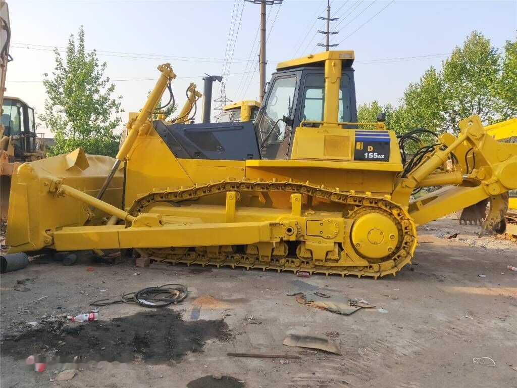 Komatsu D155AX-5 - 推土机:图1 Komatsu D155AX-5 - 推土机:图1