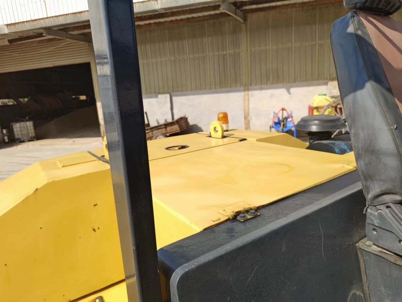 Komatsu FD150 - 柴油叉车:图3 Komatsu FD150 - 柴油叉车:图3