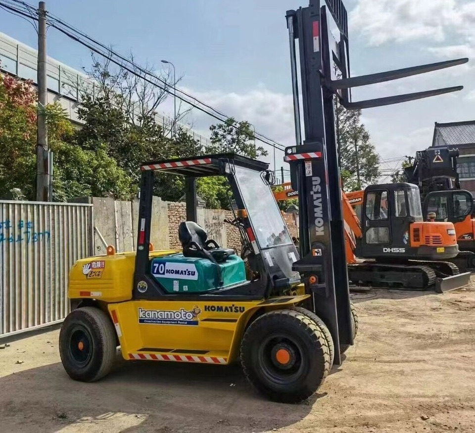 Komatsu FD70-7 - 柴油叉车:图5 Komatsu FD70-7 - 柴油叉车:图5