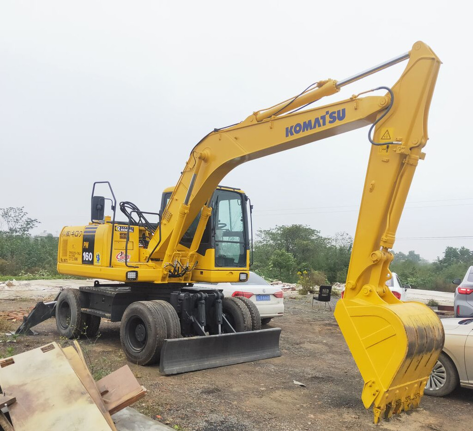 Komatsu PW160 - 轮式挖掘机:图3 Komatsu PW160 - 轮式挖掘机:图3