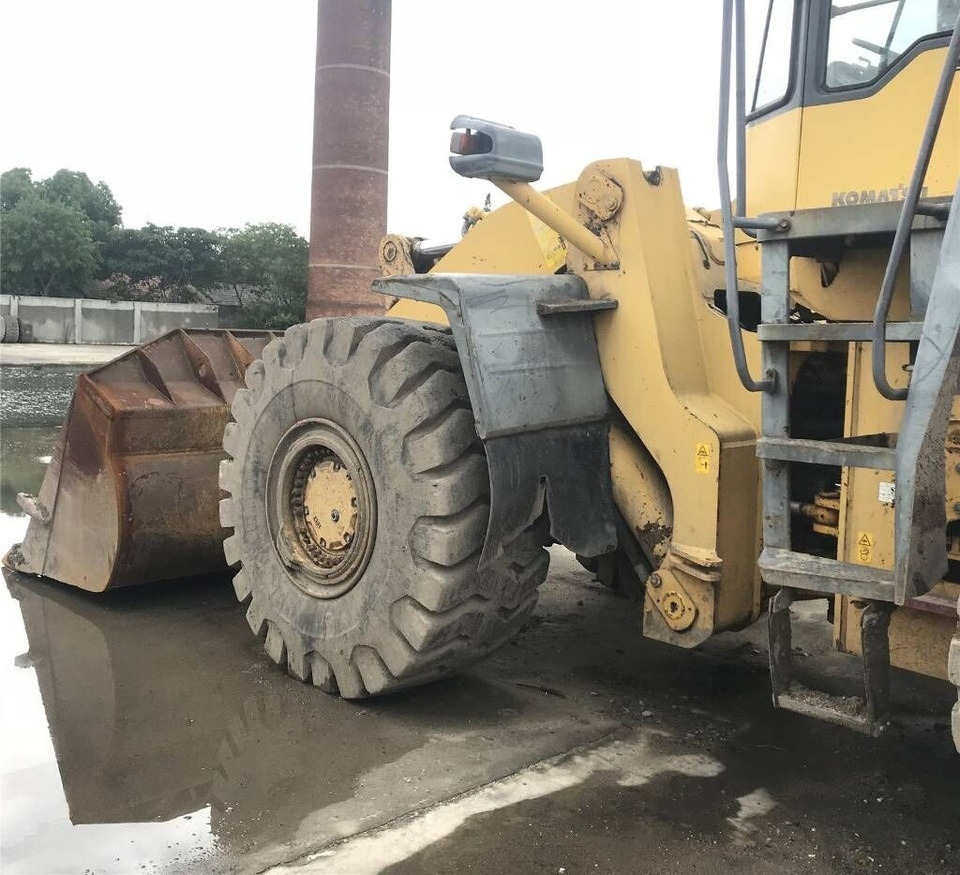 Komatsu WA500 - 轮式装载机:图2 Komatsu WA500 - 轮式装载机:图2