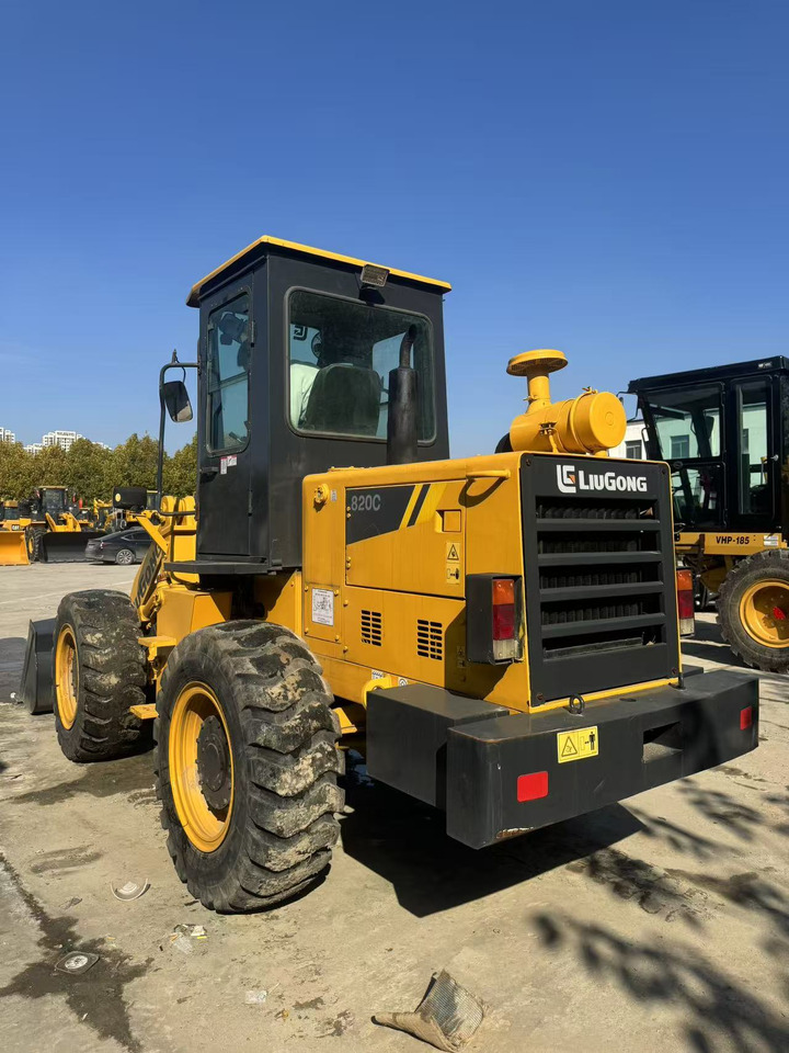 LIUGONG 820C - 轮式装载机:图2 LIUGONG 820C - 轮式装载机:图2