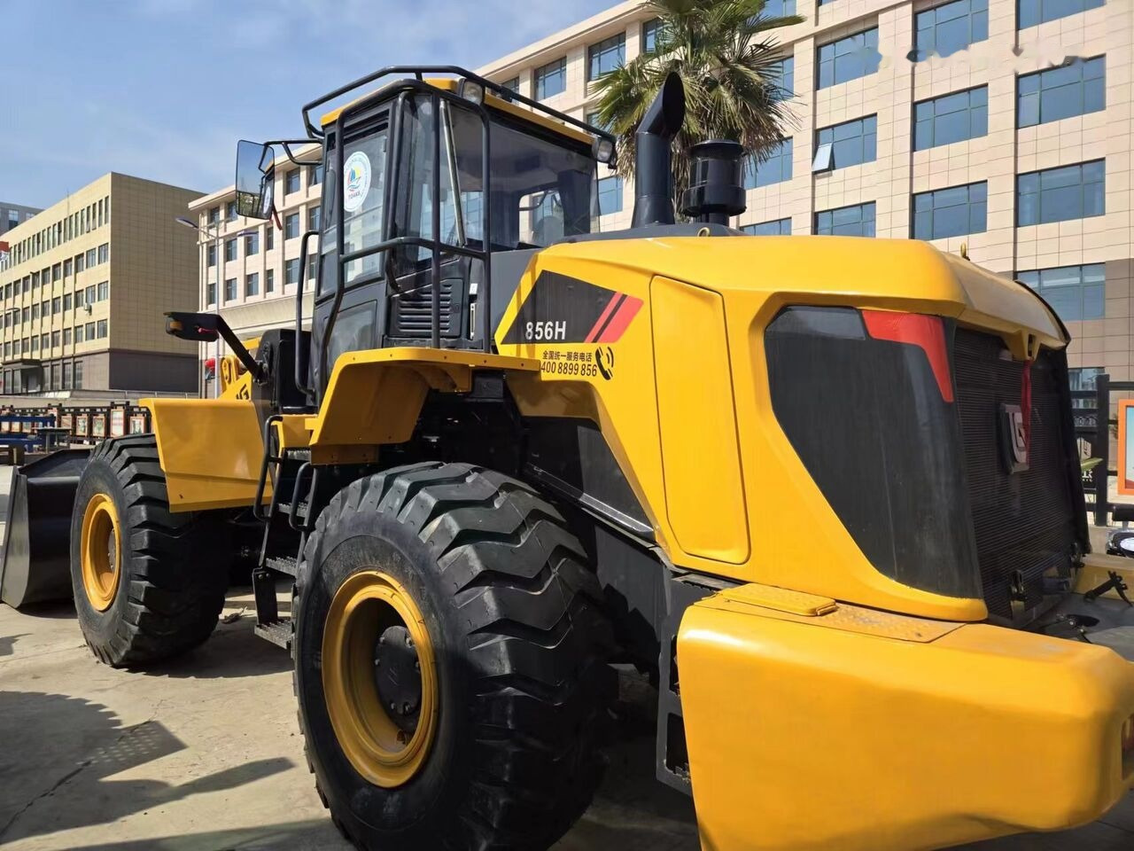 LiuGong 856H - 轮式装载机:图5 LiuGong 856H - 轮式装载机:图5